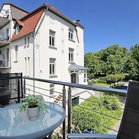 Patricia 11 Apartment Kuehlungsborn